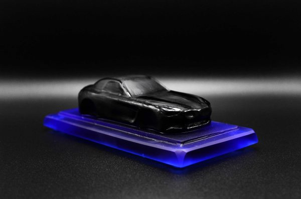BMW, bicolore fond noir Modélisme en verre