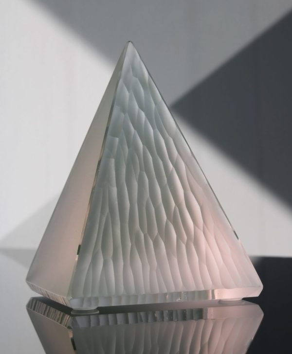Sculpture pyramidale-Uranium